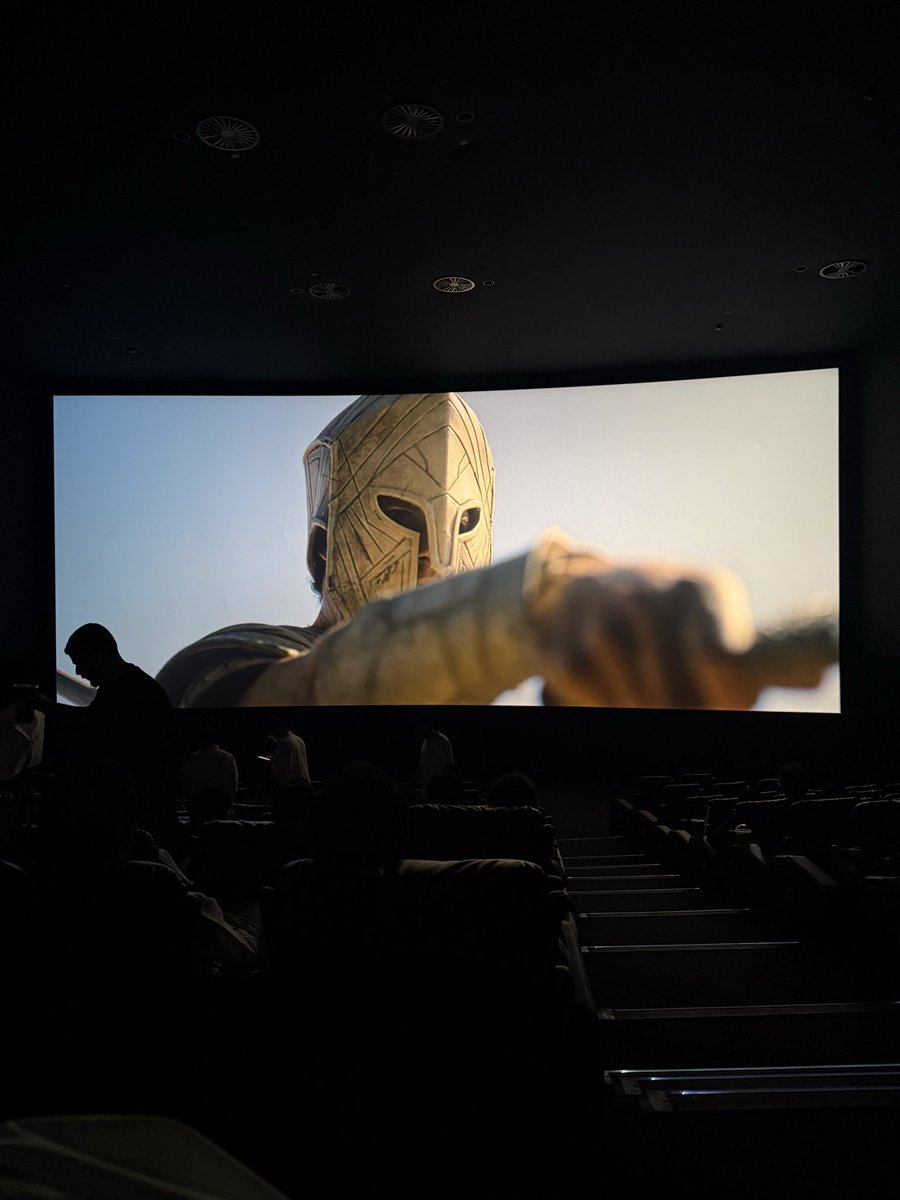 DominusAbdullah's tweet photo. فيلم the odyssey
اول مره احضر فيلم بالسينما ولما يخلص الناس تصفق 👏🏼 https://t.co/bY2pkKIV6J