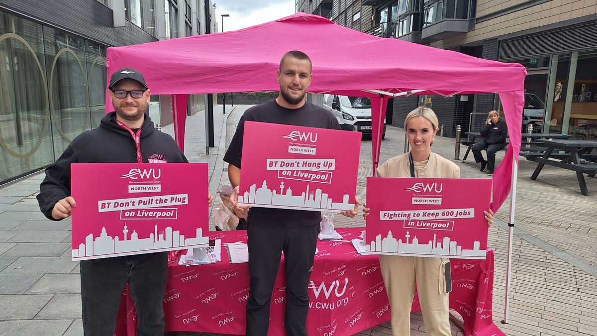 NWCWU's tweet photo. Great response from members and politicians supporting our campaign to retain 600 BT jobs in Liverpool. Thanks to @mariaeaglemp for your ongoing support #BTrelocationnojustification 
@CWUnews @DaveWardGS @andy_mercer https://t.co/NibeGkVbfL