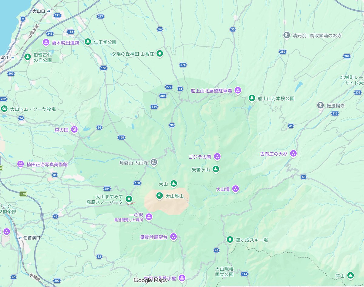 A8800454's tweet photo. 鏡ヶ成スキー場から大山寺までの大山環状道路が長らく通行止めで、一旦麓まで降り切ってまた上る迂回を強いられてきましたが、今回、通れるようになっていました。一の沢、二の沢と呼ばれている場所が工事中だったようです。一の沢は、洗い越し通過で、下流側に新しい橋が出来つつあります。あるいは、橋が出来たものの具合が悪くなったので再度工事中なのかもしれません。どちらも土石流がやってきそうな厳しい場所のようです。
＃大山環状道路