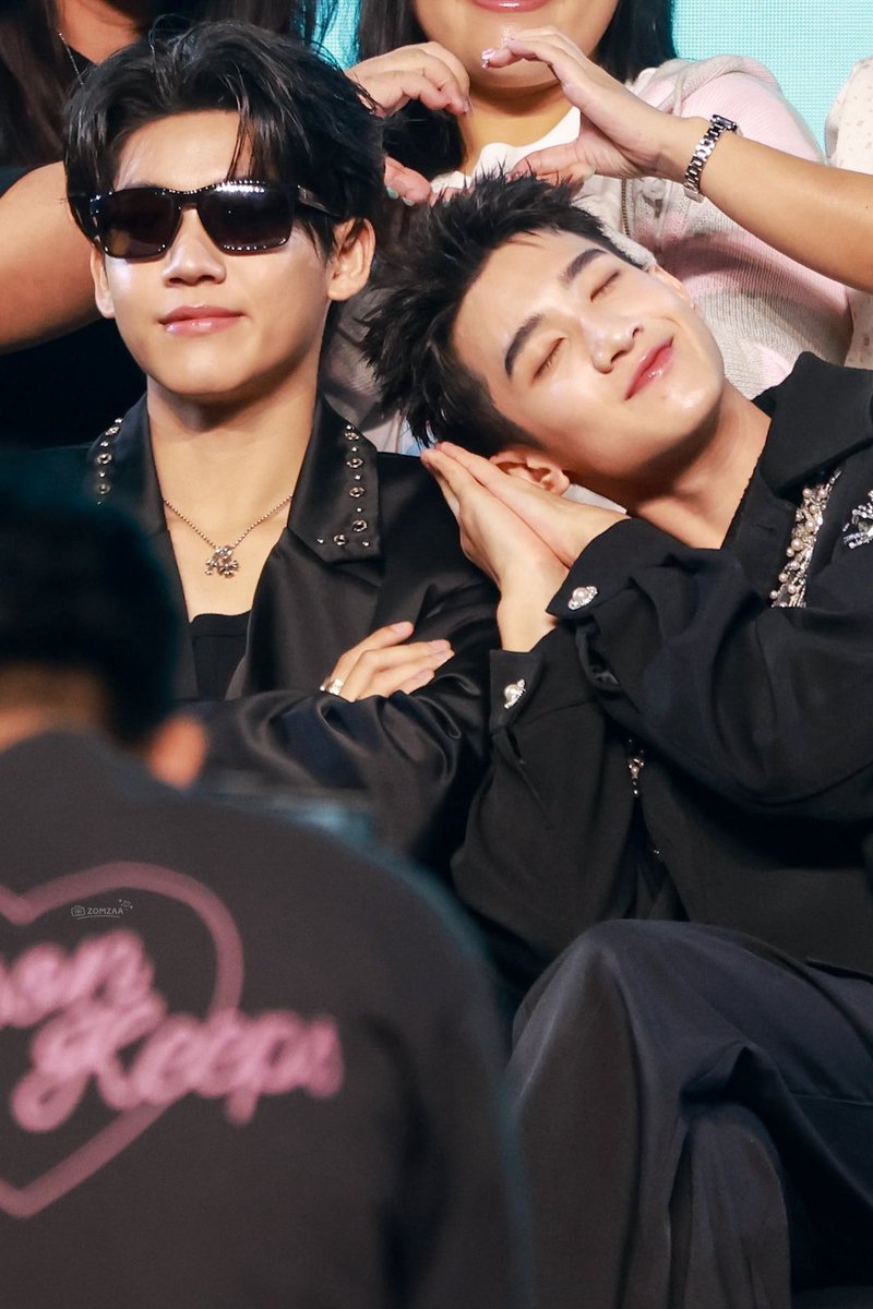 chakung's tweet photo. 🤭💕 @almondsleepp @___progresss___ 

TONSOM FINAL FAN MEETING

#ProgressPassawish #Almondbabybigboy
#WhenOrangesFallFinalEP https://t.co/sFSZP5CFpJ