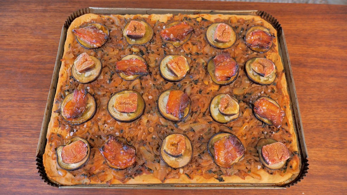 MiquelCalent's tweet photo. Avui a #FrediCalentIB3 cuixes de pollastre amb tomàtiga i taronja, coca de ceba, figues i panxeta confitada, ànnera amb salsa xinesa, cebiche de peix amb tumbet, gató de taronja, canyes farcides de xocolata…🍎🥯🍳🍔🐟🥩🍲🧁🍪👨‍🍳🎊🎉 https://t.co/0fPmBY0PF6