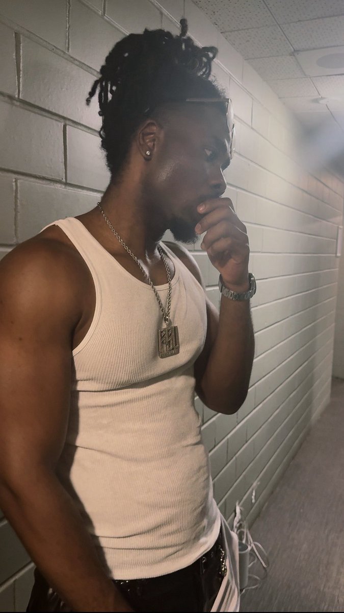 99Majik's tweet photo. Happy birthday 99Majik 🧠🧏🏾 https://t.co/v8JZdw49kz