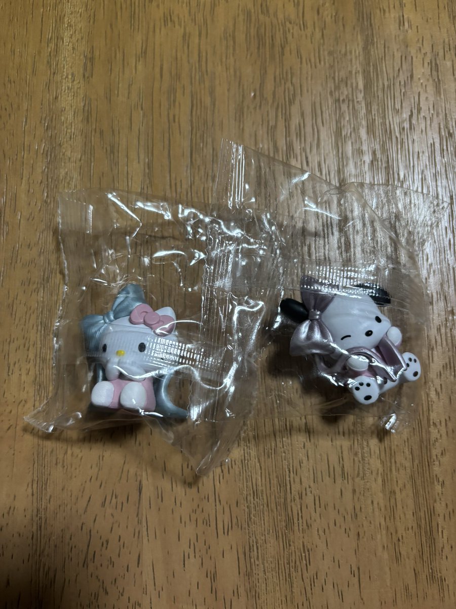 sj_afuro's tweet photo. 【交換】サンリオキャラクターズ バレエリボンフィギュア2

【譲】 ハローキティ ポチャッコ
【求】 ウサハナ

郵送での交換を希望しています📮
お気軽にお声掛けください🙇🏻‍♀️ https://t.co/rZ7qgoMgAi