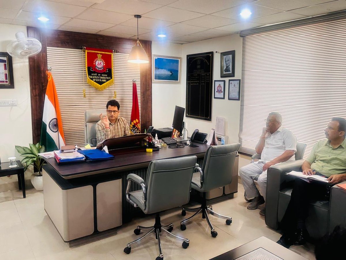 crime28933's tweet photo. Two-Hour Interactive Training Workshop Conducted on 29.07.2026 in the office of worthy SSP Special Crime Wing Jammu in Compliance with Recommendations of DGsP/IGSP Conference 2025 and Resolution of SCW Jammu for the Year 2026. https://t.co/Dv5g0ncPcq