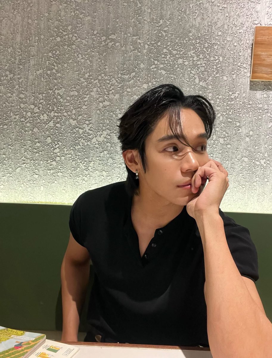 Legendngernnn's tweet photo. 🗓️29.07.26    
IG [ ngernnn ]  

Americanoคั่วเข้มเลยครับ🖤

@legendngern Legendngern
#ngernnn #ทีมเงิน 🩶 https://t.co/cFG3WnaayK