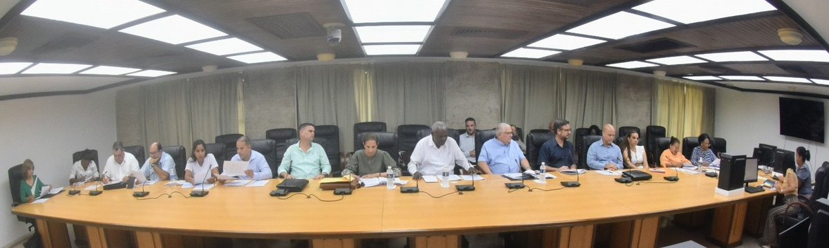 alfonso_noya's tweet photo. Aprueba Consejo de Estado nuevos decretos leyes en correspondencia con el proceso de implementación de las transformaciones económicas y sociales. #CubaLegisla https://t.co/RICIhE0tVS https://t.co/bUuUcYvW3P