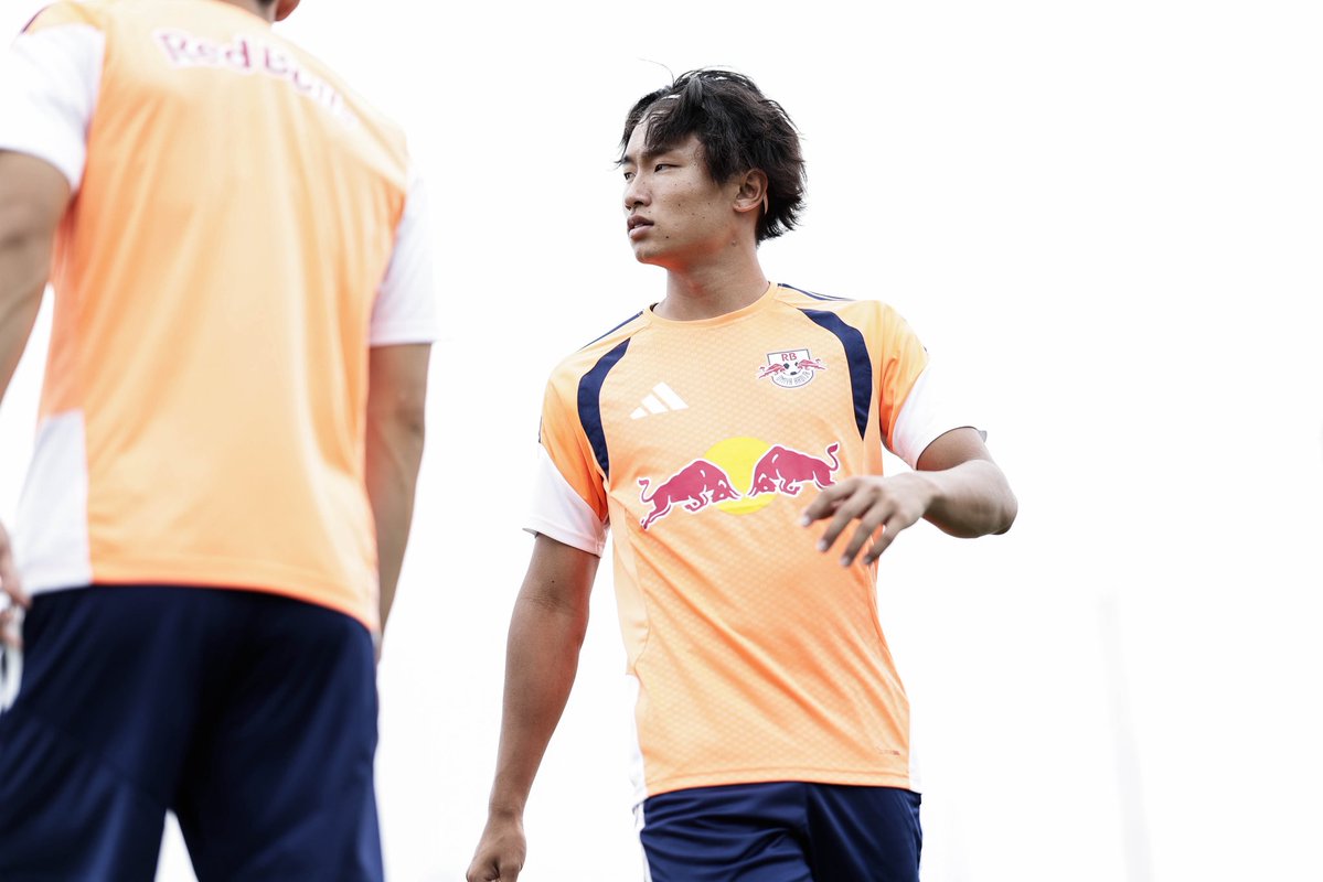 Ardija_Official's tweet photo. Getting ready. 🔥⁠

#RB大宮アルディージャ #ardija https://t.co/QAwyfRl3nj