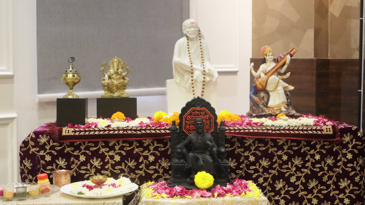 IctrdIndia's tweet photo. Every Visionary Has a Guru. 🌼🙏

On the auspicious occasion of Guru Purnima, the ICTRD family came together to celebrate and express heartfelt gratitude to the mentors, educators.
Happy Guru Purnima! 🌼

#GuruPurnima #ICTRD #Research https://t.co/Yxr5tUwjRx