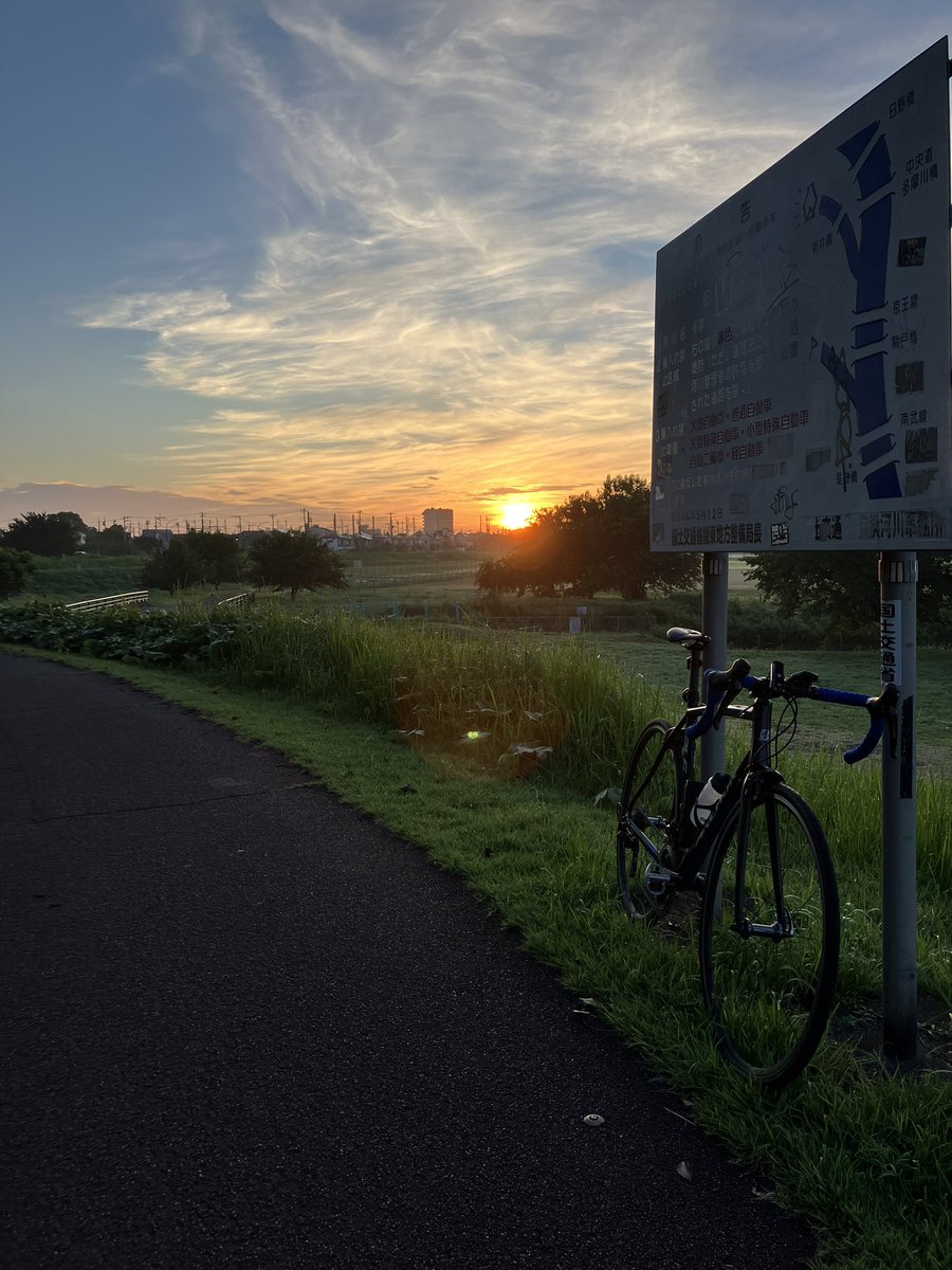cycle_chiryoin's tweet photo. 和田峠TT

前回同様手元のガーミンのラップだと17分切ってるのに、ストラバのセグメント上だと切れていない(ぬか喜び2回目)
スタート地点またはゴール地点のGPSが不安定��のか、僕の認識がずれているのか…

猛暑日でも10時くらいに帰宅できるならギリ大丈夫だと分かったのが収穫 https://t.co/ntgofUl4ok