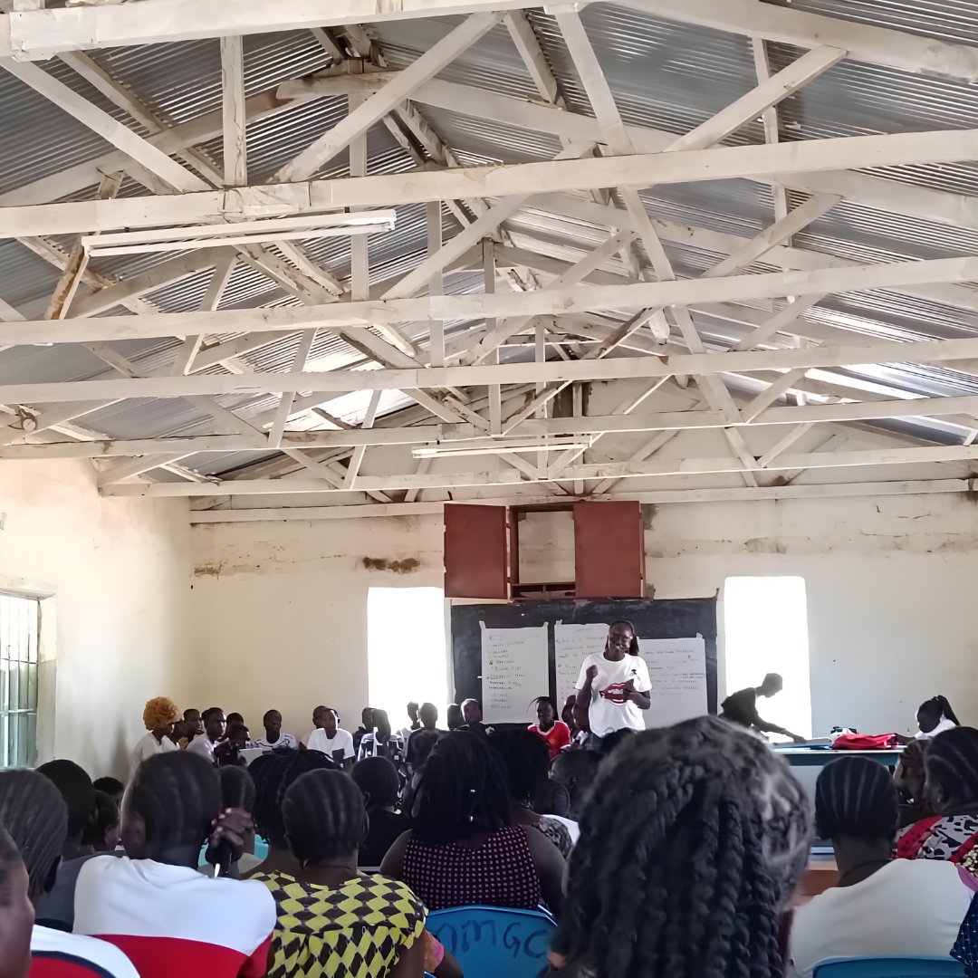 AkiliDada's tweet photo. In Turkana, 19% of girls aged 15–19 have already been pregnant. 59% of women have no formal education. Stigma and distance keep girls away from the health services they need. This is the reality Closing the Gap was built to shift.  

Our approach centered on training young women from Turkana as SRHR advocates in their own communities. They've run mentorship clubs, led dialogues with elders and parents, and connected girls to youth-friendly health services.

As a result, girls who can now tell SRHR myth from fact. Young mothers are seeking care instead of avoiding it. Chiefs who once resisted are now advocating alongside us. 

This is a testament that,when you trust young women with knowledge and leadership, they transform their communities. 

#closingthegap