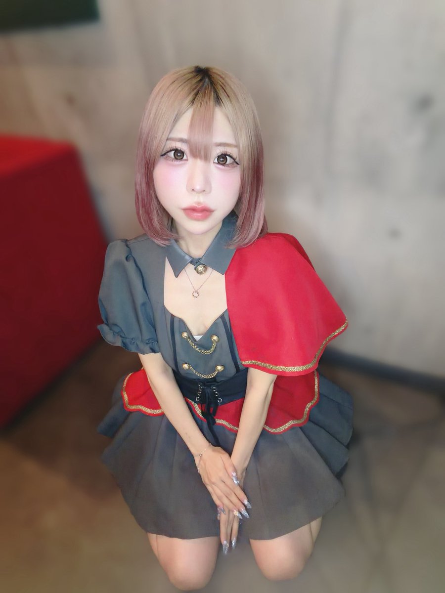 ivu_guild's tweet photo. はじめましてっ
@cafebar_guild でおせわになります❕
イヴ です ^ᴗ ̫ ᴗ^➰)))❤️‍🩹

これからよろしくおねがいします🃏♦️

#コンカフェ #ミナミ #宗右衛門町 #コンカフェ嬢 https://t.co/iKRdQv1cRj
