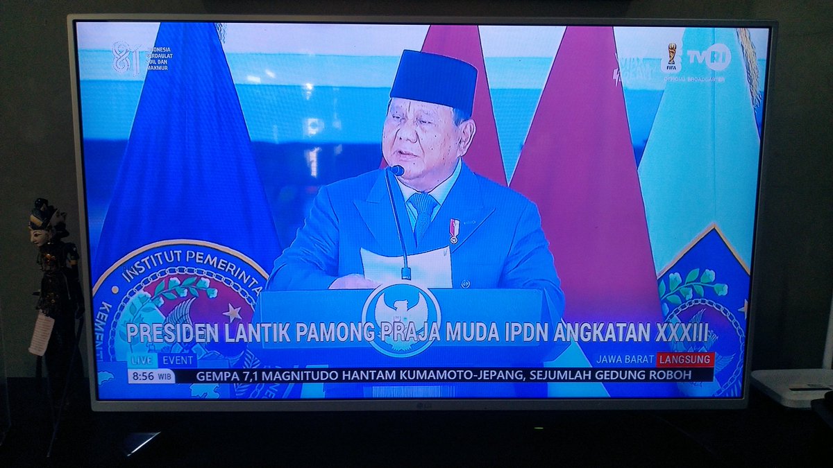 harjoko's tweet photo. Hari ini 29 Juli 2026, Presiden Prabowo melantik 1.404 Pamong Praja Muda  IPDN Angkatan XXXIII di Jatinangor, Sumedang, Jawa Barat.

Presiden meminta para Pamong Praja Muda tidak boleh sombong, tidak boleh birokratik dalam melayani masyarakat dan tidak melakukan korupsi https://t.co/8hnU5kxQfT