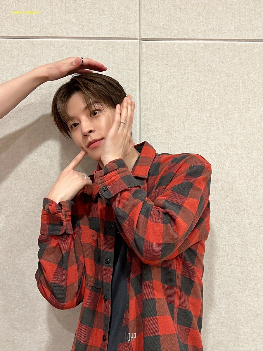 SEUNGM1NE's tweet photo. 2MIN🫶🖤 https://t.co/v516uaYvBp