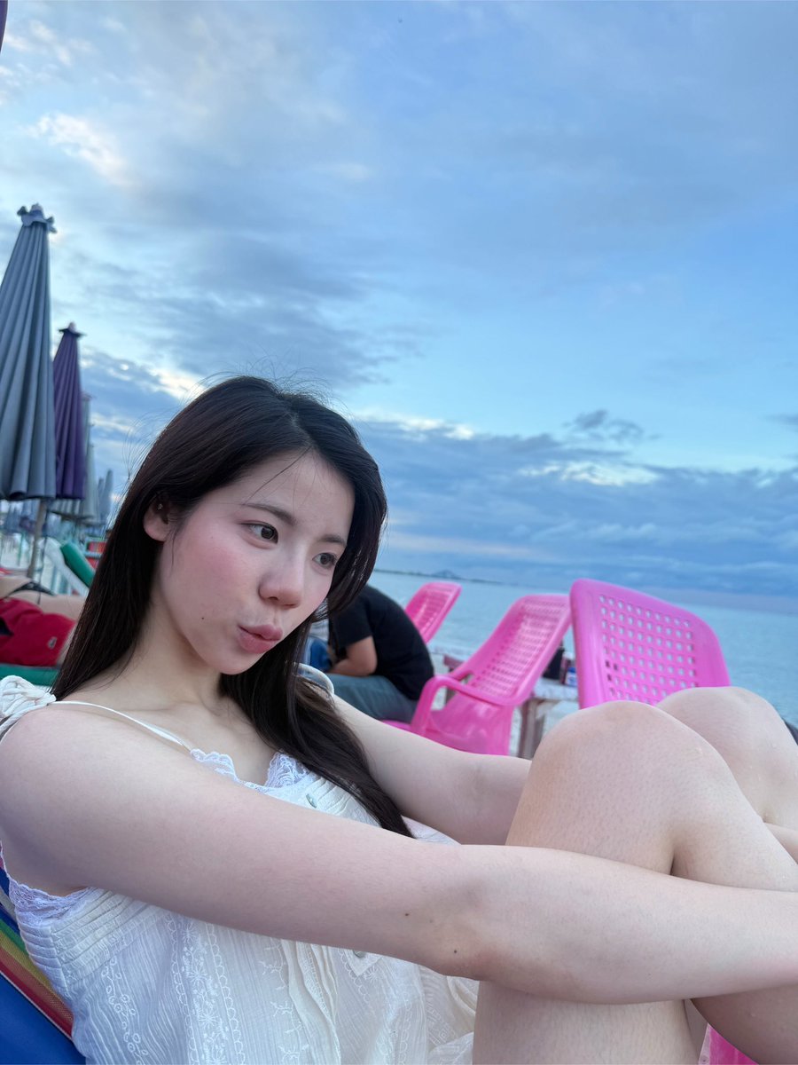 HallOfFameFB's tweet photo. ( 📸🐶 — iAM48 update )

หนูมาแล้ววว 

#FameBNK48 #BNK48
#FameQUADLIPS #QUADLIPS https://t.co/dDNI3xFD4S