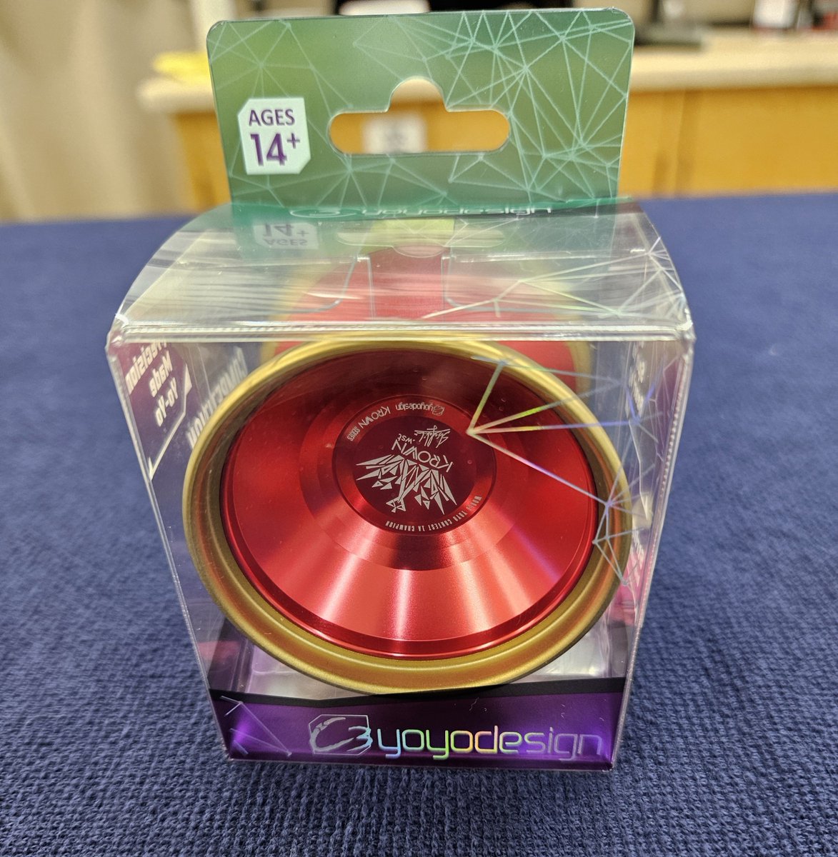 stage1yoyo's tweet photo. ヨーヨー入荷のお知らせです。

C3ヨーヨーデザイン
｢クラウン.wst｣

ヨーヨーファクトリー
｢プラグマ｣
｢ループ720｣

リワインド×サスヨーヨーメカニクス
｢バイパーリミックス(渋谷エディション)｣

その他多数のヨーヨーを取り揃えてますのでお気軽にお越しください🪀 https://t.co/qm1MZ0ctwB