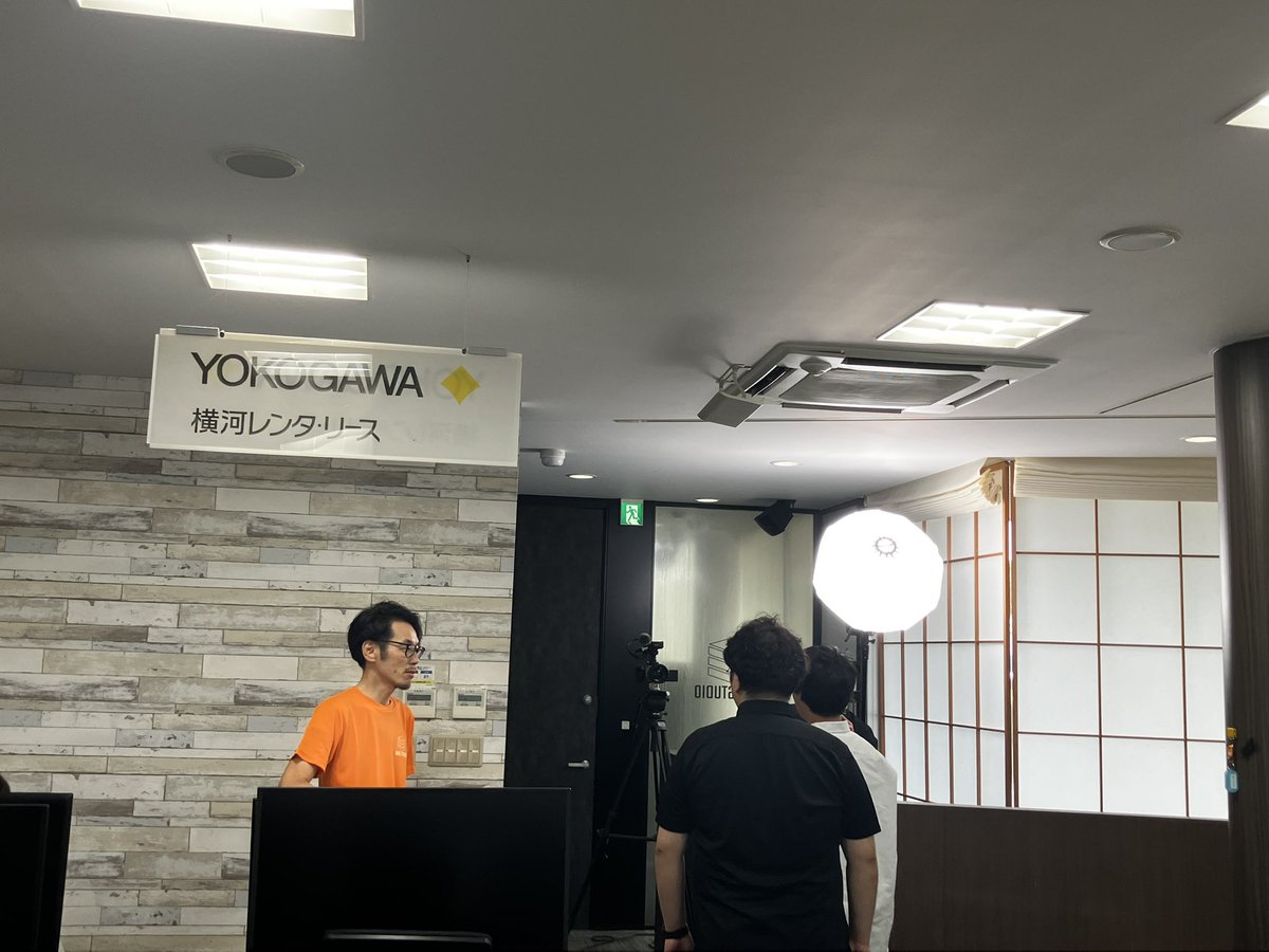 AgileStudioPR's tweet photo. Newbeeの皆さまに #AgileStudio のCMを撮影していただいています!
Agile Studioだけではなく、さきのことも撮影中🎥
CMは、Agile Studioがスポンサーとして参加する、
「Newbee Conference 2026」
で初お披露目の予定です!
お楽しみに😊
https://t.co/ljgWhHLuCV https://t.co/wwSmAheEGP