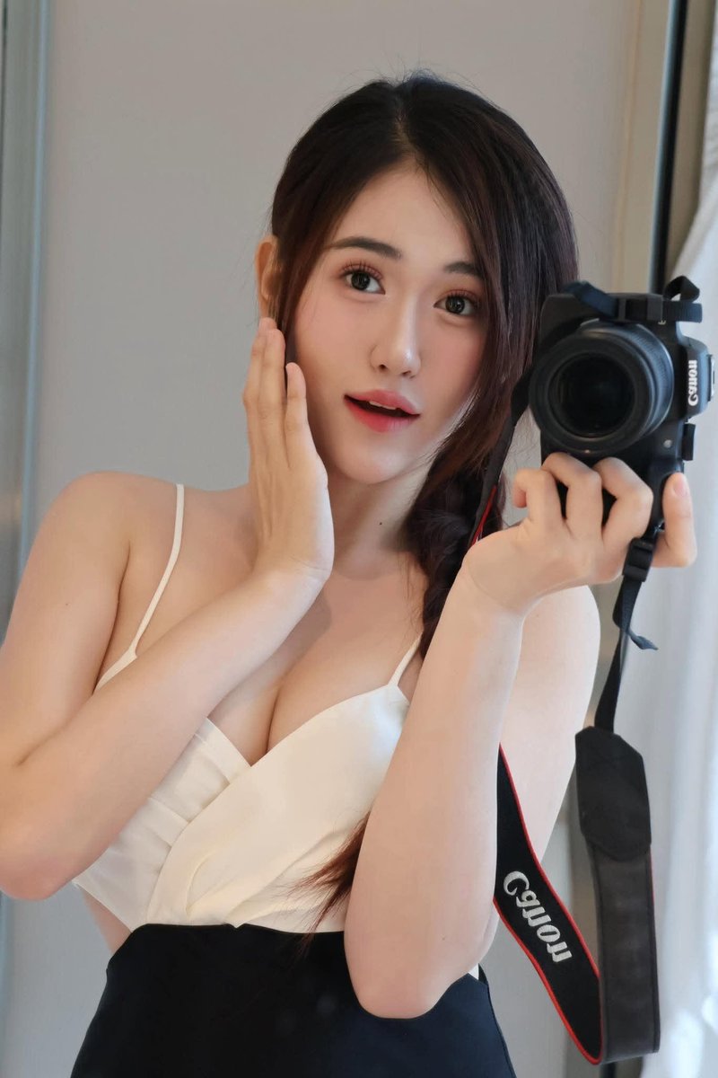 ArmindaCzekpgr's tweet photo. 心が落ち着かない日もある。うまく言葉にできないけれど、ただ静かに過ごしたい気分……。 https://t.co/rFd4D2ghAU