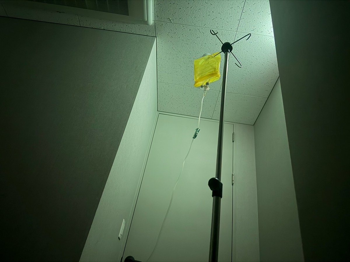 bubblefromsehun's tweet photo. 2026.07.29 #เซฮุนบับเบิ้ล 🎈 

🐥: ตัวโตขึ้นมากเลยนะ โออารี
🐥: โตขึ้นตอนไหนอะ
🐥: ใครให้ข้าวหรอ

🐥: (ส่งรูป)
🐥: คอนจบแล้วร่างกายทรุดลงมาก เกือบเอาชีวิตไม่รอดอะครับ
🐥: ฝืนทนต่อไม่ไหว จนต้องไปโรงบาล
🐥: อากาศร้อนมาก อย่าออกไปข้างนอกนะ อยู่บ้านเปิดพัดลม กินแตงโมกัน https://t.co/o4mkhydlkT
