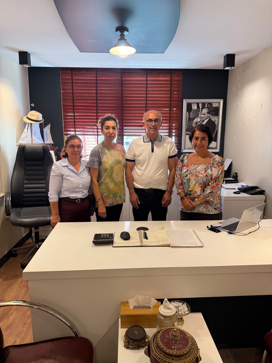 EgeGetob's tweet photo. Sürdürülebilir turizm anlayışını güçlendirmek amacıyla önemli bir değerlendirme toplantısı gerçekleştirildi.

Yönetim Kurulu Başkanımız Cengiz Aygün, MATOB Denetim Kurulu Başkanı Nezahat Kaymak ile Marmaris Kat Hizmetleri Eğitim Derneği (MAHED) Başkanı Ayla Yarıcı’yı ağırladı. https://t.co/b3xWEzCK1g