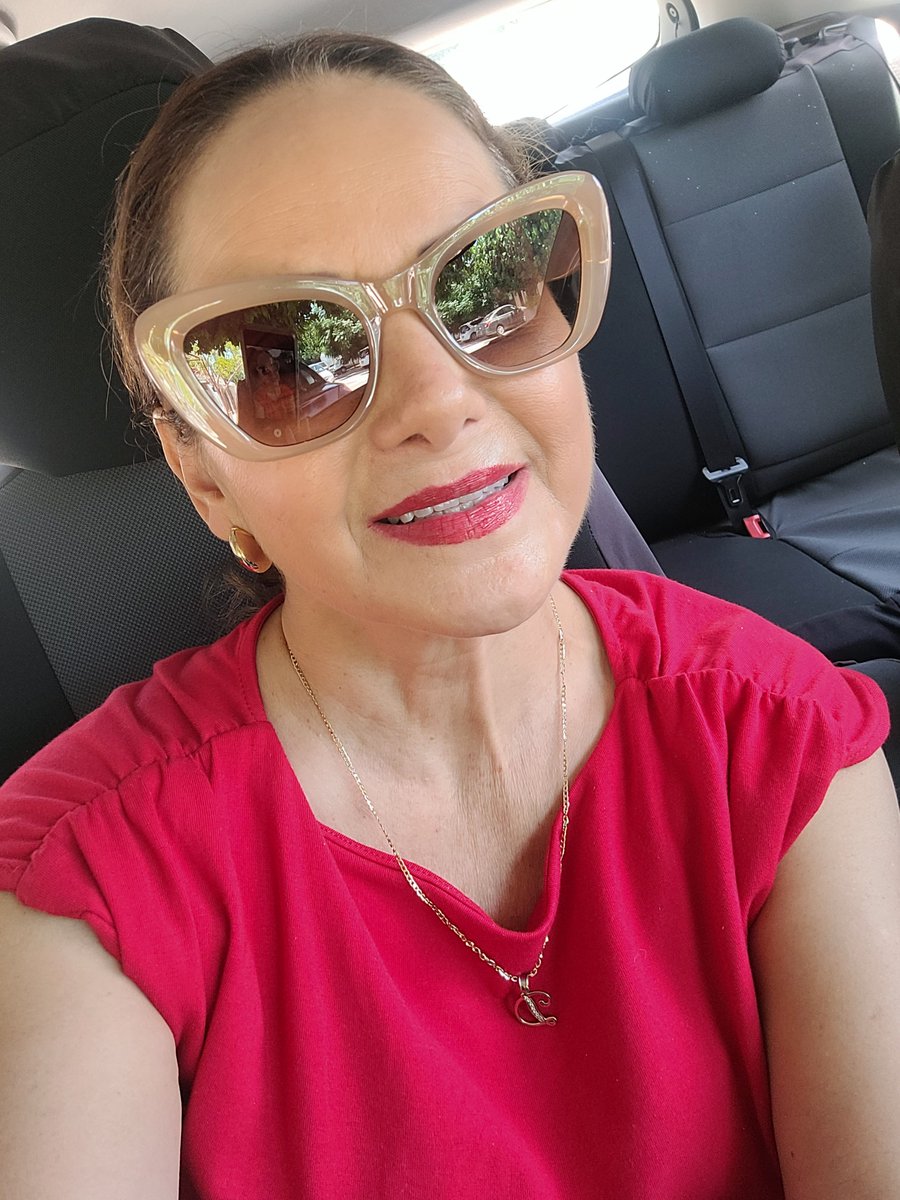 alicia52_dora's tweet photo. 🚘😎 https://t.co/G5WozjDdaU