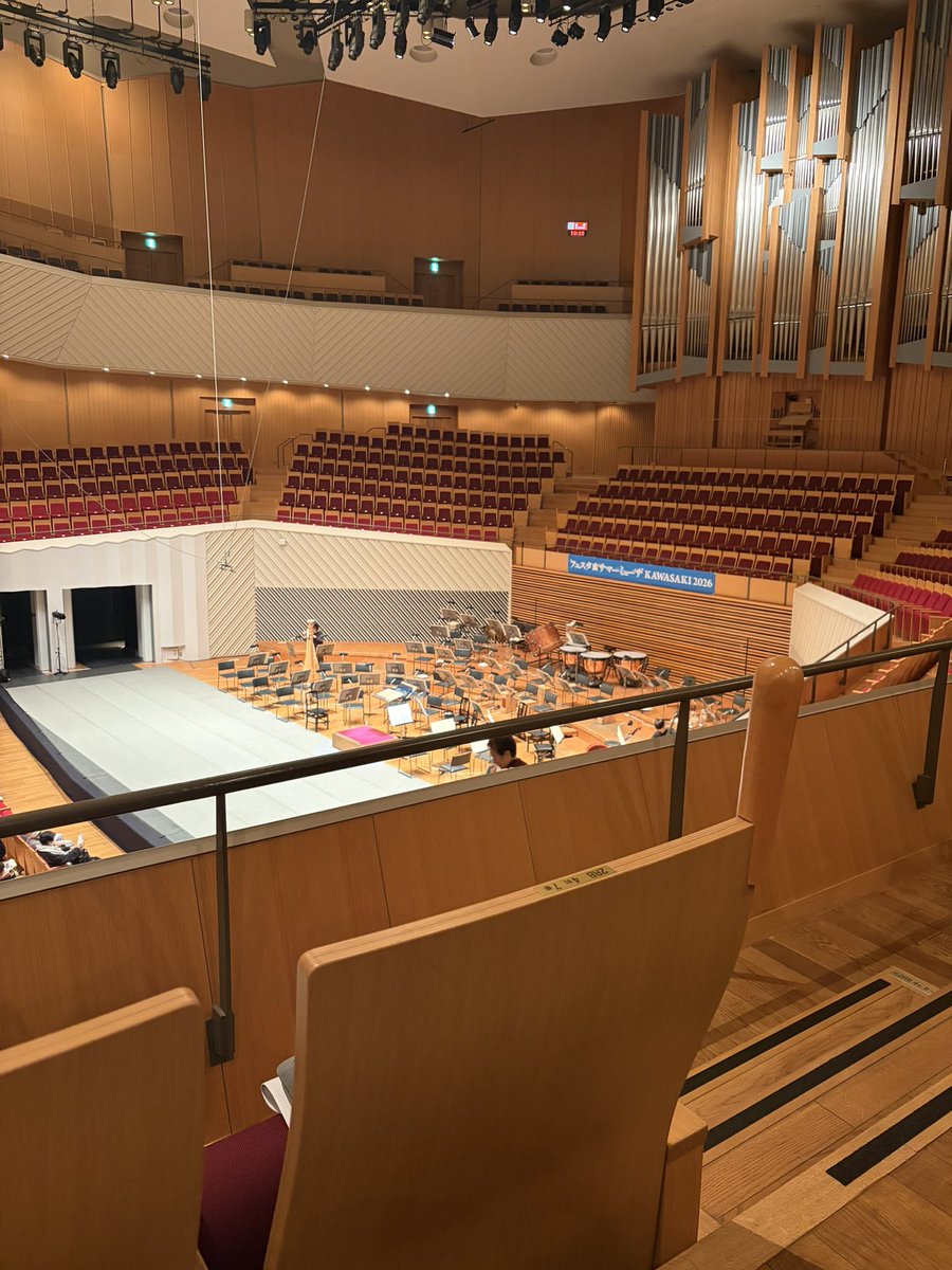 kanicrab_'s tweet photo. 思いつきで一人でクラシックを聴きに行けるし おかげ庵で五平餅を焼くことだってできる 私は自由、どこへだって行ける https://t.co/WTpPr7LArI