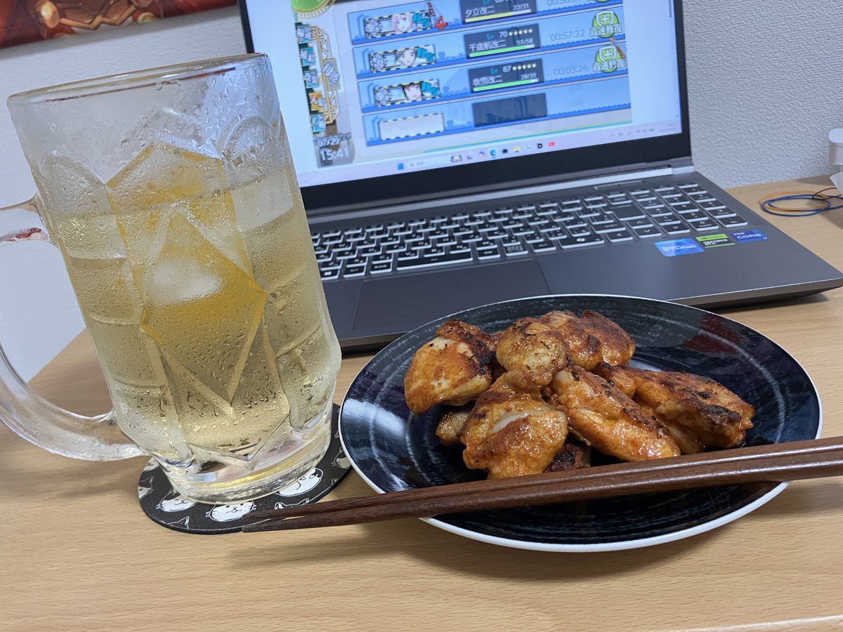 syota_lightning's tweet photo. お肉焼いて昼飲み https://t.co/oGqEtbR1tX