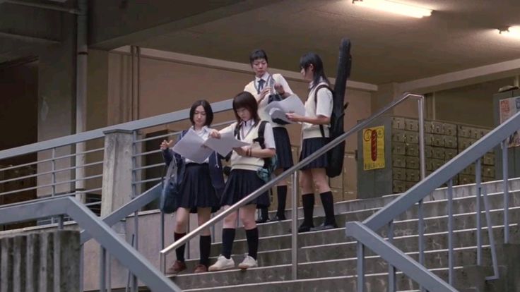 freakyfilms0's tweet photo. Linda Linda Linda (2005) https://t.co/wx28sQ70Se