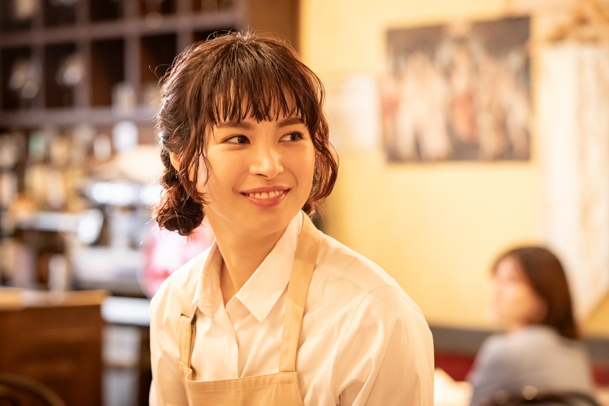 suidora11's tweet photo. 第5話7月29日(水)よる11時放送！
#今夜もシリアルキラーと待ち合わせ
・‥…━━━━━━━━━━━━🚨

˗ˏˋ第5話放送まであと3時間 ˎˊ˗

なぜかカフェでバイト中の2人☕️
磯貝(#横山裕)はうまく働けなかったようで…？🤭

「#今夜もシリ待ち」で
たくさんのコメントをお待ちしております🫶

第4話のおさらいをして放送をお楽しみに
お待ちください.ᐟ
🔗https://t.co/yQ5ErUQL9f

#関水渚