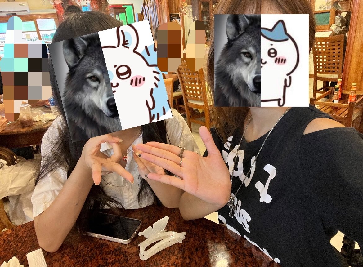 grolaroid's tweet photo. อันยองฮาเซโย เหลือ2ไหนน้องเป้ย
w/@hollyjellomie https://t.co/2zcpi2SFqH