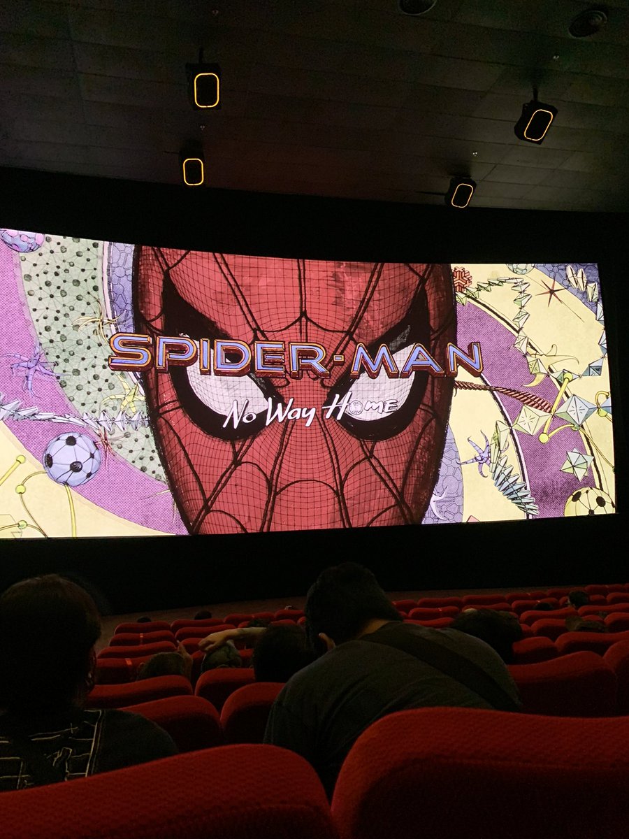 wavetomarsh's tweet photo. menolak lupa nonton spiderman no way home di kokas pas masih physical distancing ada kursi kosong sederet pas ditengah katanya udh dibooking gitu atau apalah. gua diem mikir. eh katanya bisa dibeli tapi tiketnya manual gak dicetak wkwk dan yap tiketnya tulisan tangan wkwk https://t.co/CCE9j1tITf