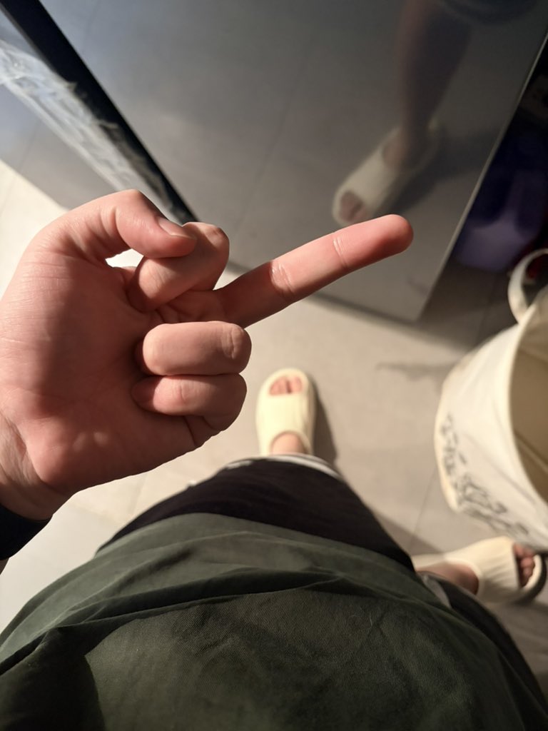 bybuspiene's tweet photo. Fuck everything https://t.co/Aqpy6oUtFN