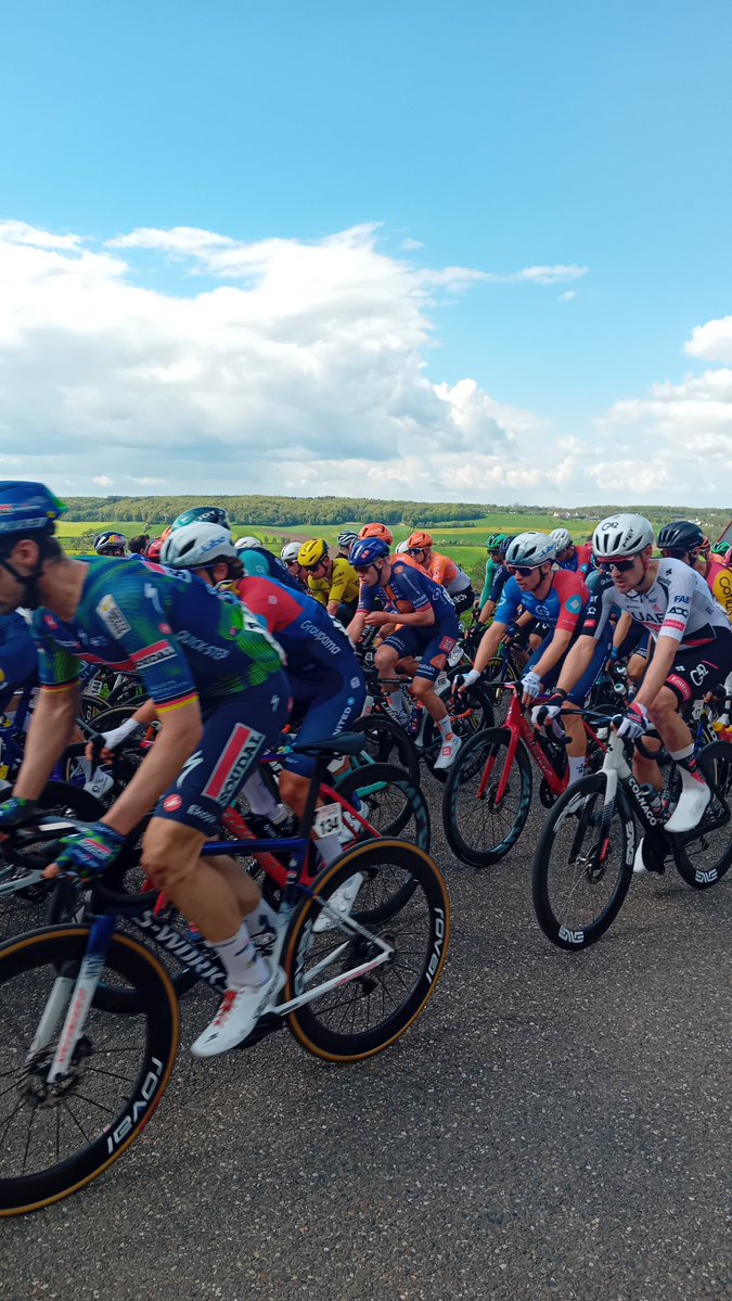 OdijkSandra's tweet photo. @jjmmli Amstel Gold Race 2026 https://t.co/a98bJivPuU