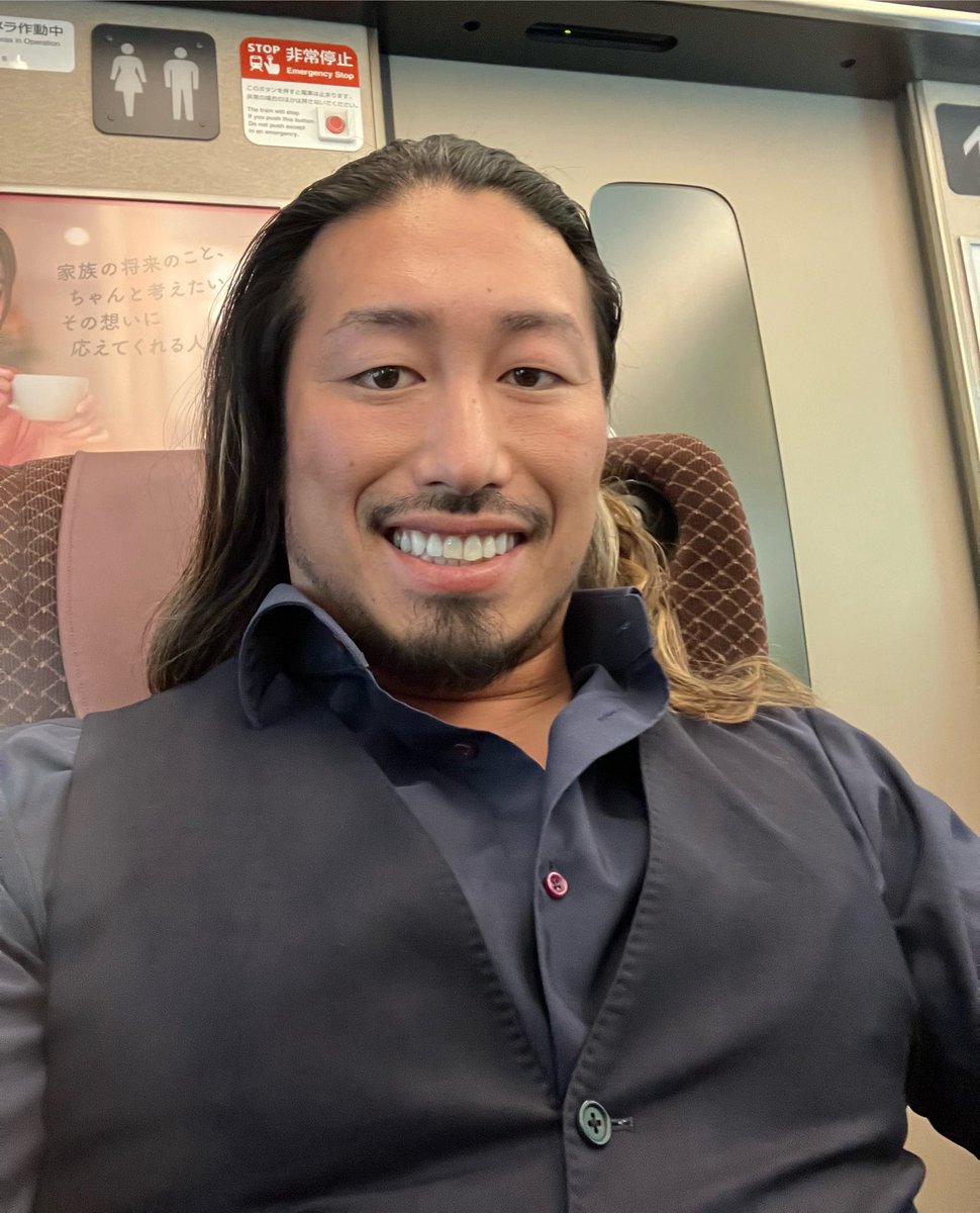 njpw_yotatsuji's tweet photo. 東海道新幹線で大阪へ

JR東海推し旅コラボ開催中！
Yuto-Iceとの対談は8月26日まで！！
ノベルティの交換も忘れずに！

https://t.co/mEToc8jrYN

#推し旅 #njpw https://t.co/d6hVeBAnJC