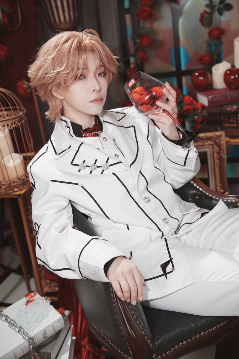 JR_LULUs's tweet photo. ❆ ♱
Character : Hanabusa Aido
Make up : KZ Kazuki 
Photo : KNTP

ใช้บุญกับพลังชีวิตและคิวถ่ายไฟไหม้ไปหมดแล้ว...
#vampirenight https://t.co/1Mx557rxqO