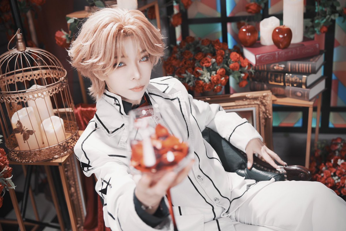 JR_LULUs's tweet photo. ❆ ♱
Character : Hanabusa Aido
Make up : KZ Kazuki 
Photo : KNTP

ใช้บุญกับพลังชีวิตและคิวถ่ายไฟไหม้ไปหมดแล้ว...
#vampirenight https://t.co/1Mx557rxqO