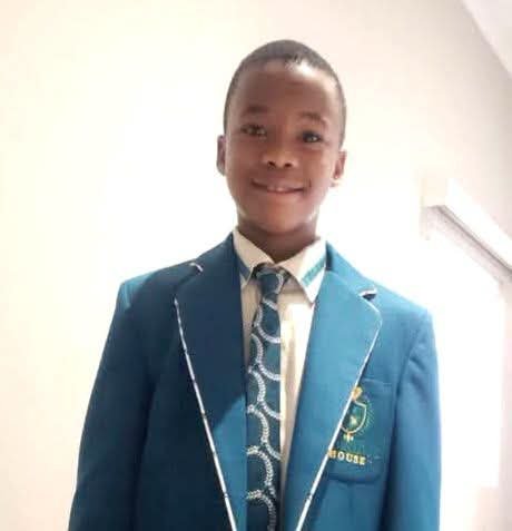 Nuna_zd's tweet photo. R12 MILLION RANDSOM DEMANDED FOR MISSING BANDILE MAKHUBO.

A grade 6 learner Bandile Makhubo is still missing since the 26 June 2026 after he was reportedly kidnapped from his grandmother's home in Palms Springs. 

According to a family appeal the 12 year old hasn't been found.  The kidnappers are allegedly demanding R12 million for his safe return. 

The family has asked assistance from the public in locating him and donations to help him secure his release.
