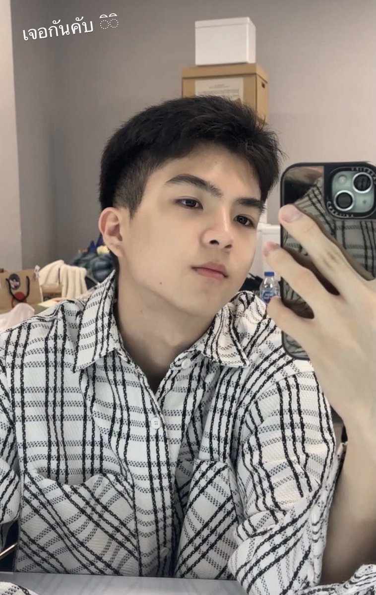 FALLSHAME's tweet photo. วันนี้เป็นตอนสุดท้ายของ WOF ทั้งดีใจและเศร้า เพราะทำให้นึกถึงช่วงเวลาของ JustinKeaton เมื่อ 2 สัปดาห์ก่อน พวกเราทำได้แค่เพ้อฝันว่าทุกอย่างจะกลับมา แต่บางทีมันอาจจะไม่มีวันเกิดขึ้นจริง คิดถึงพวกคุณทั้งสองคนนะ 🤍

#whenorangesfallep12
#justinmmoir
#keatonnst https://t.co/1w2ahsTk3G