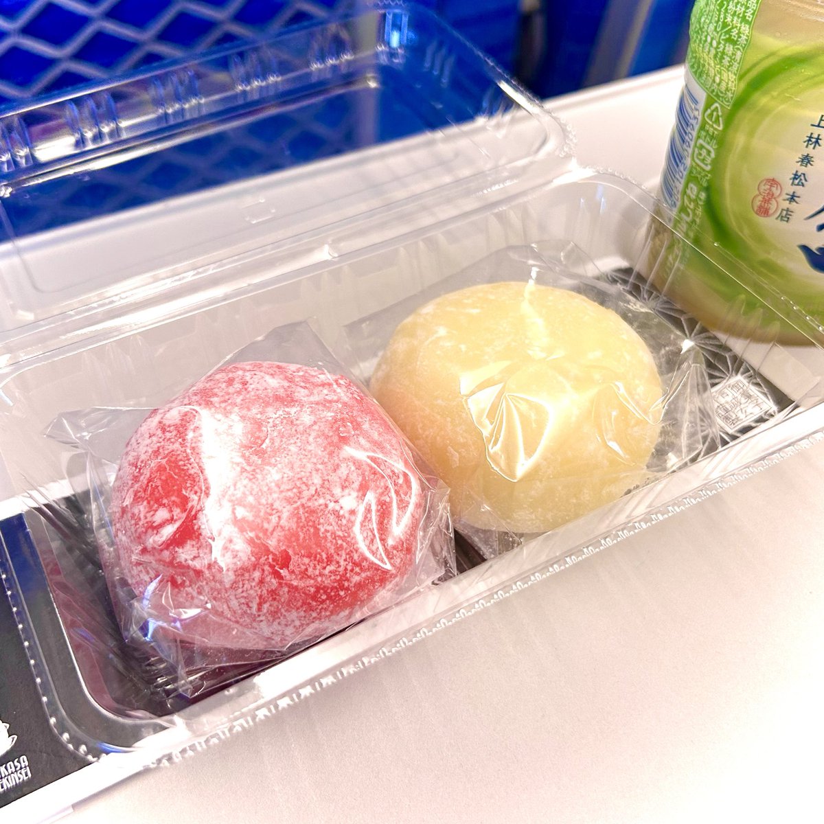 1228342's tweet photo. 新幹線 乗り込む
博多向かう🚄
…5時間くらいかw https://t.co/5lNh7tQ0Gm