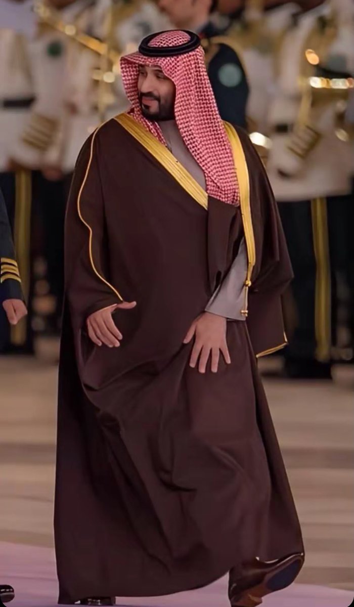Sultan_fArii's tweet photo. #القوات_المسلحه_السعوديه                        صكوا على البيرق  قروم النشاما                                                         ذبو غترهم  ما على الهام هاما https://t.co/IQmaSUxQyW