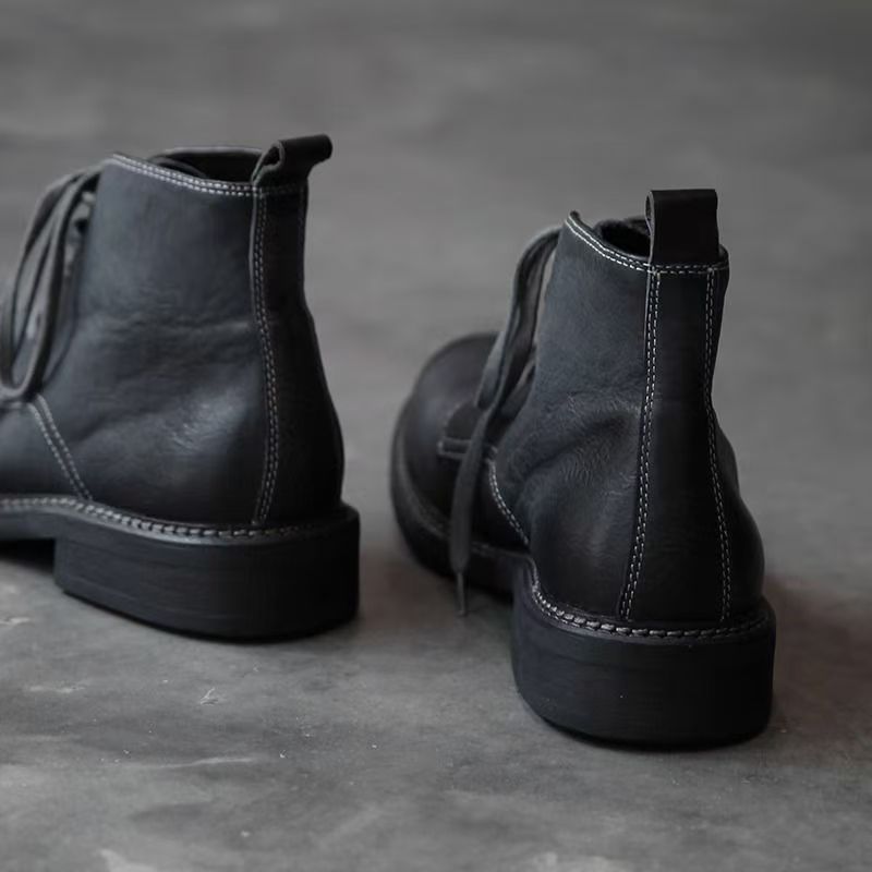 Chinasallchen's tweet photo. Washed wrinkled cowhide Martin boots #boots  #shoes #wholesale #camo #combat boots #shoes #boots #Footwear factory  Pls Add Whatsapp 86 13182921090 https://t.co/f6TpiuW6bj