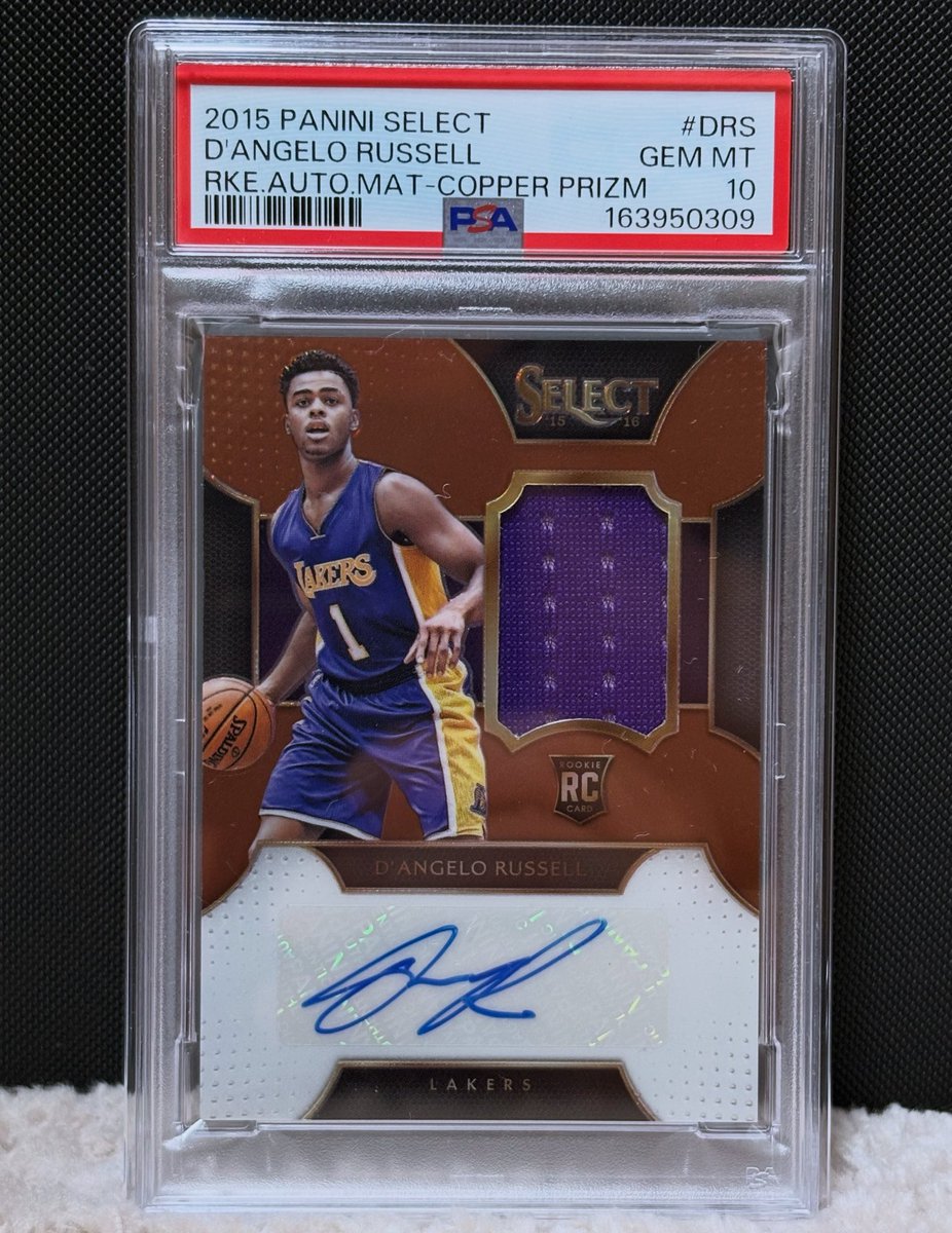 AT__VAULT's tweet photo. 2015 PANINI SELECT
D'ANGELO RUSSELL RC AUTO
PSA 10

ディーロのジャージオートでまさかのPSA10！！！まじで取れると思ってなかった笑
NBAを見始めて一番最初に好きになった選手🥰 https://t.co/z3yk0G7g6u