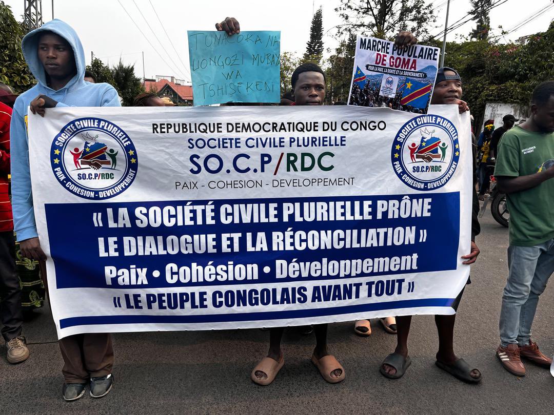 Africa_Univers1's tweet photo. Goma: city paralyzed July 28 
Protest against UN sanctions on AFC/M23 organized by North Kivu civil society groups halted socio-economic activity for hours.  
Memorandum delivered to MONUSCO.  
Some residents called it coercive.  
#Goma #DRC #UN #AFC_M23 #MONUSCO https://t.co/xpkXTuYjOe