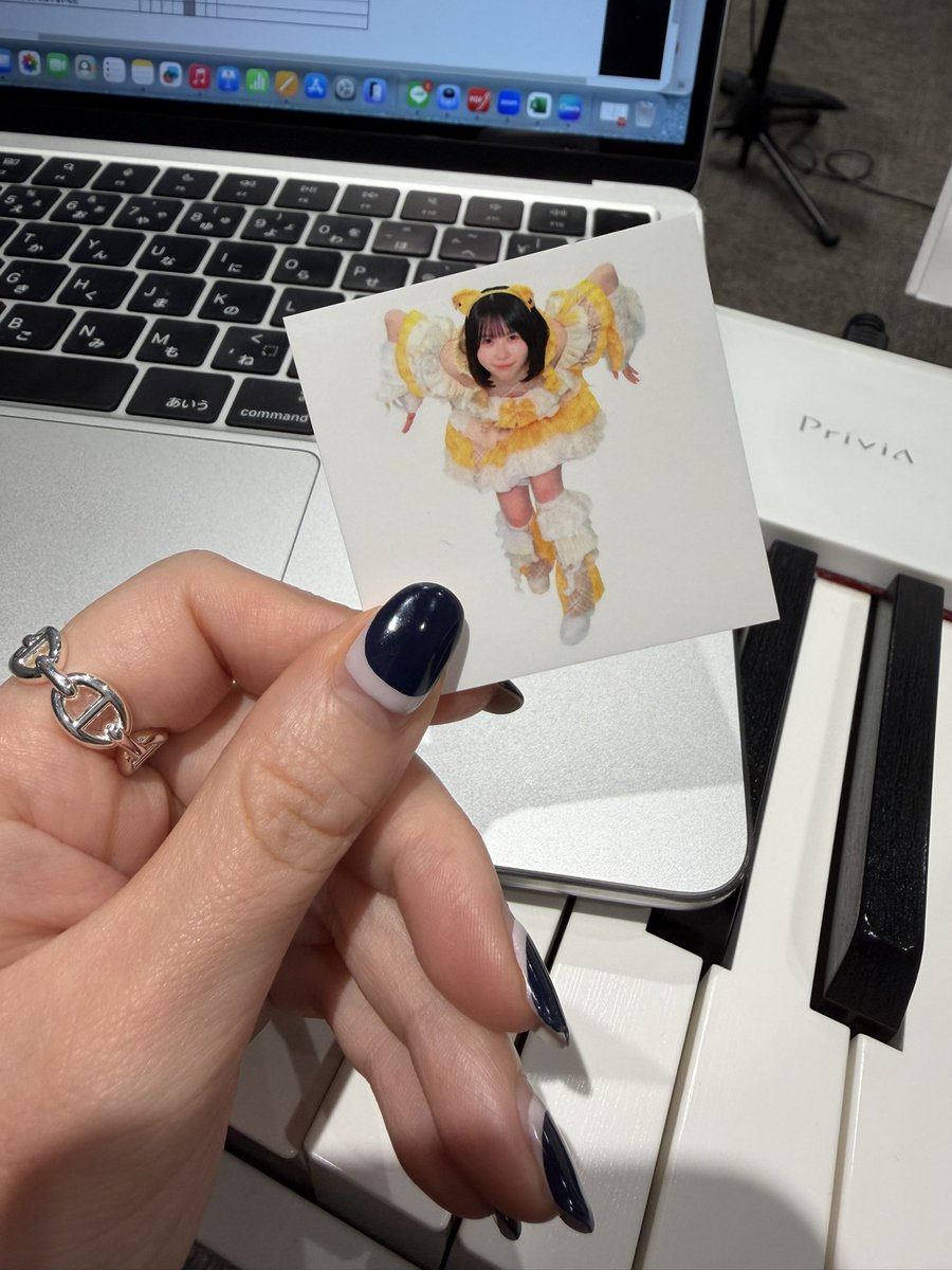na_otoenter's tweet photo. もらいました💛
シール帳に貼ろうと思います笑
@Ami_FULITBOX https://t.co/u1vArtlttt