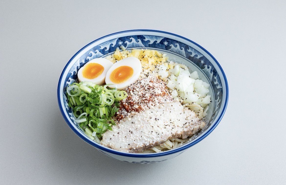 ramenstandota's tweet photo. お昼ご来店ありがとう
ございます🦤

夜営業17:00-21:00

夜もよろしくお願いします🐝🐝🐝 https://t.co/Uq6kTD2Exh