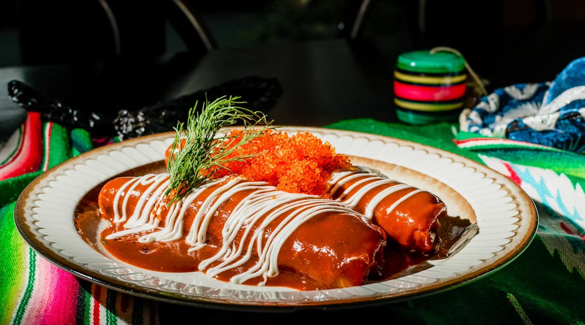 TimeOutTokyoJP's tweet photo. 東京、ベストメキシコ料理＆タコス店10選

https://t.co/Rs79ZCSLMh

2026年にオープンした渋谷の店から広尾の老舗まで、多彩なタコスを極める🥟 https://t.co/UHqcYWxRct
