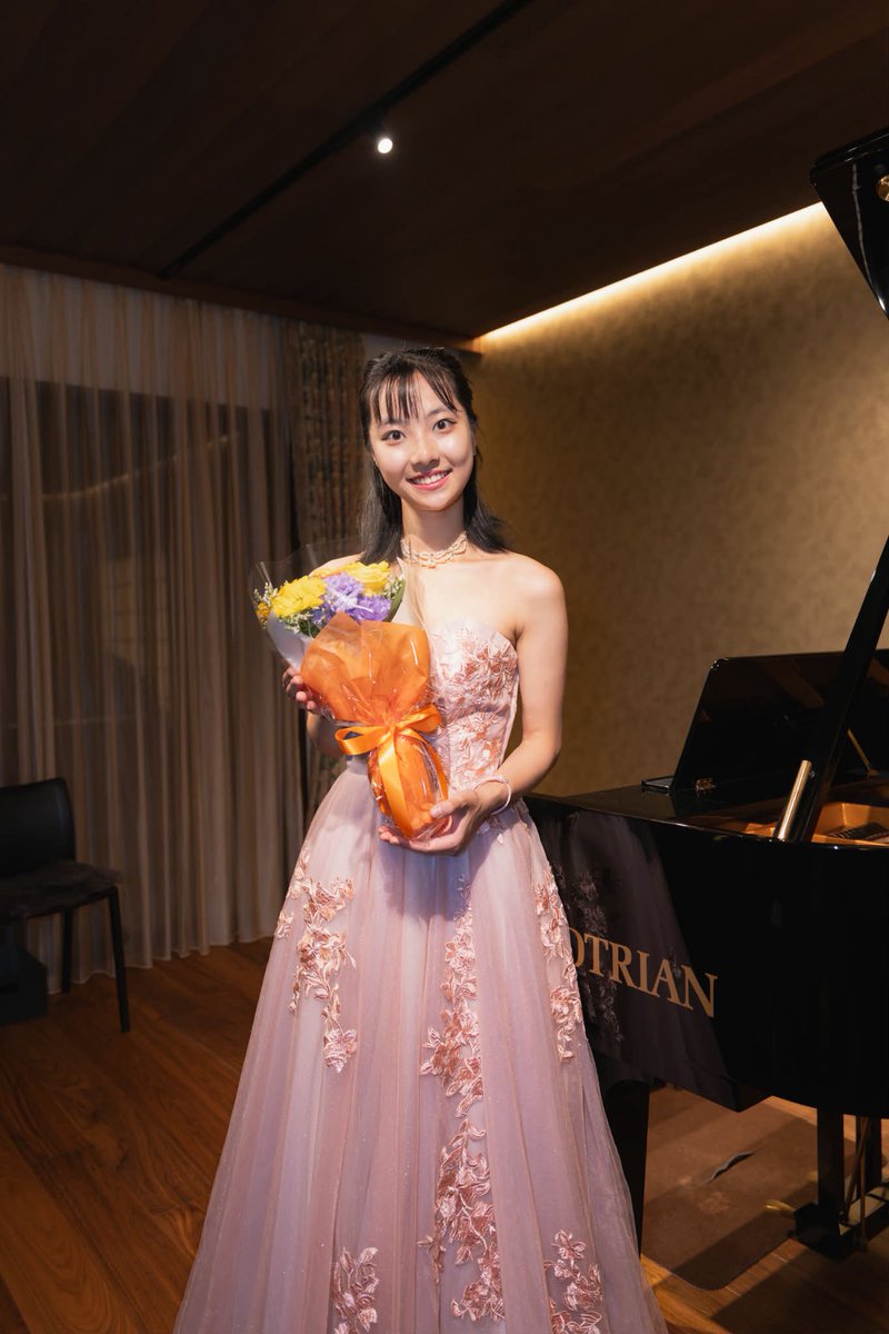 Rino_Nishida's tweet photo. 7/26 Pianarium sakamotoさんでのリサイタルお写真をいただきました✨

改めまして、ありがとうございました✨

続いてのリサイタル
8/3 19:00開演 東京 新宿ガルバホールは
こちらです↓

ご予約👉https://t.co/Cxjp2Yrf8f

皆様のご来場お待ちしております！ https://t.co/f71HckOd4q