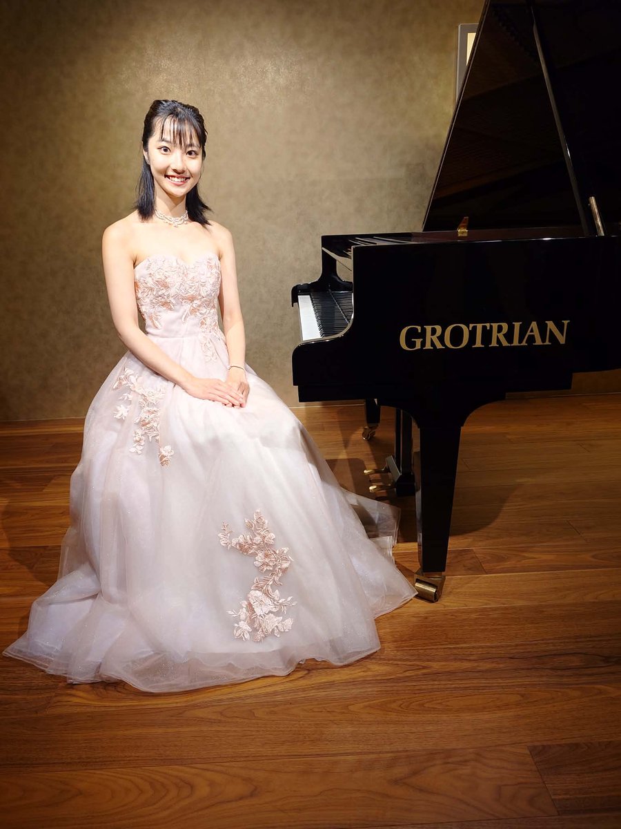 Rino_Nishida's tweet photo. 7/26 Pianarium sakamotoさんでのリサイタルお写真をいただきました✨

改めまして、ありがとうございました✨

続いてのリサイタル
8/3 19:00開演 東京 新宿ガルバホールは
こちらです↓

ご予約👉https://t.co/Cxjp2Yrf8f

皆様のご来場お待ちしております！ https://t.co/f71HckOd4q
