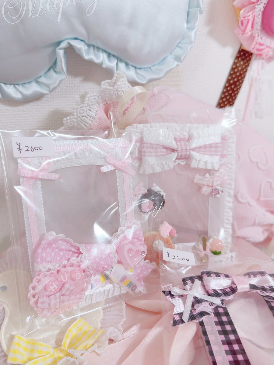 nail_maplegem's tweet photo. ୨୧⏔⏔♥⏔⏔୨୧⏔⏔♥⏔⏔୨୧

ありゃぴ様 ( @meltshonya )♡の
とってもキュートな作品をたくさん納品していただきました< ꒰ ♡ ꒱
新商品が増えてラインナップがかわいく更新っ"(∩>ω<∩)"!!♡

ぜひメイプルジェム表参道3階で
お買い物してねっ(🎀) https://t.co/3umyGYhf1v