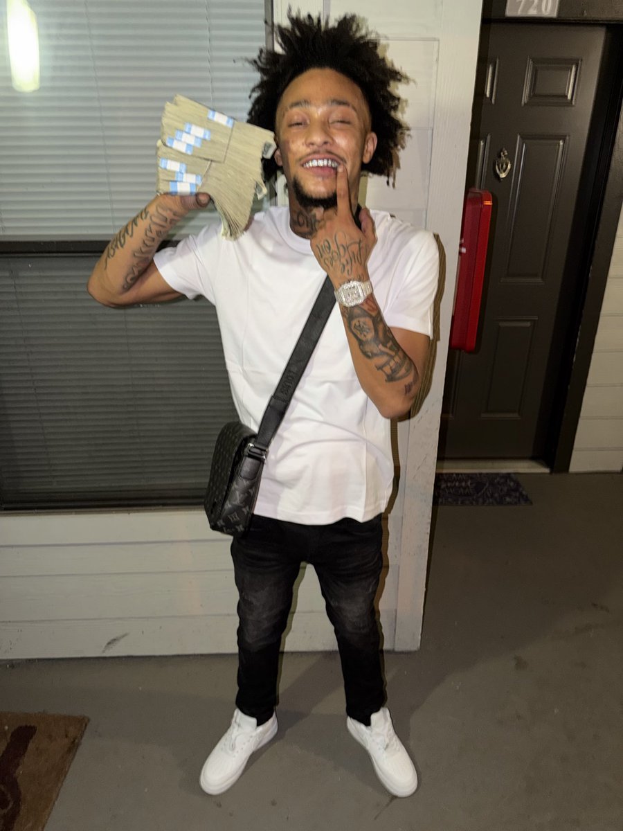 ImSack4's tweet photo. Shii goin on fr 😭😭❗️ #dallas #dallastx https://t.co/Ip3x123sMQ