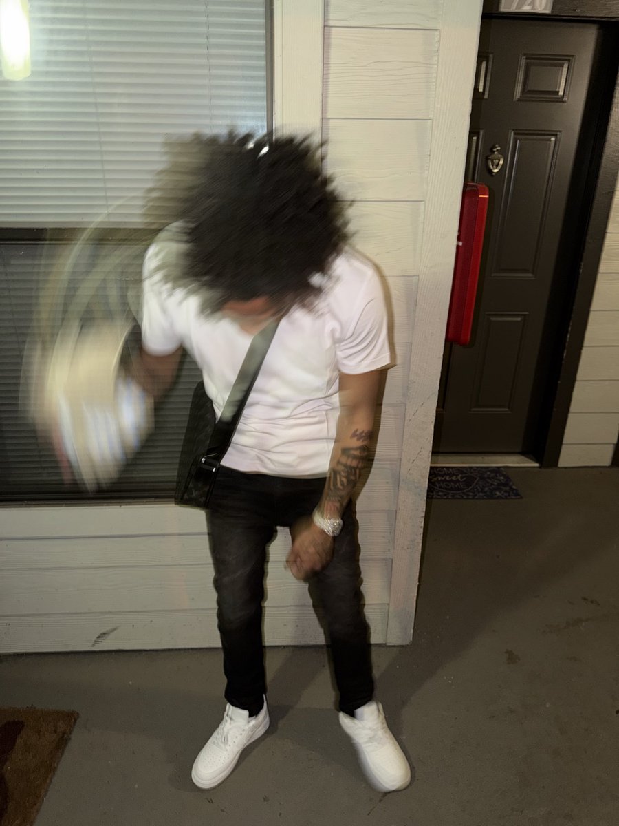 ImSack4's tweet photo. Shii goin on fr 😭😭❗️ #dallas #dallastx https://t.co/Ip3x123sMQ